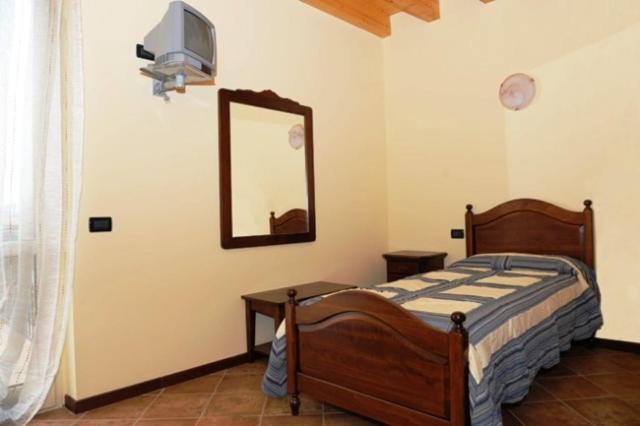 Agriturismo Parco Del Chiese Bedizzole Chambre photo