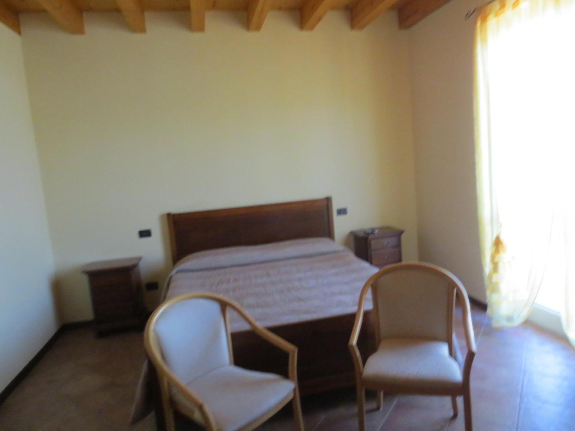 Agriturismo Parco Del Chiese Bedizzole Chambre photo